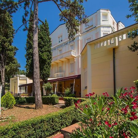 קריקווניצה Hotel Vila Ruzica- Glavna Zgrada I Depandanse מראה חיצוני תמונה