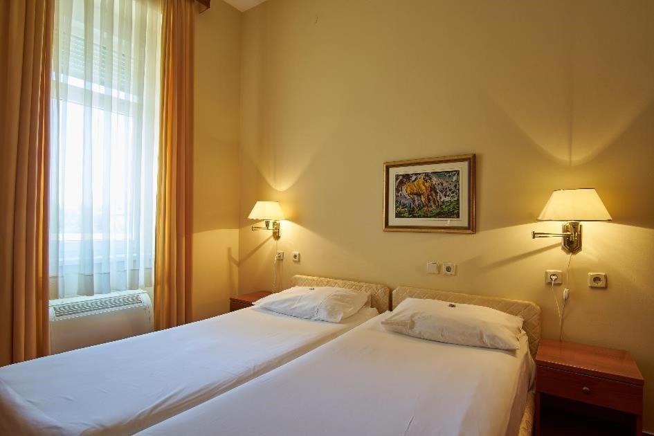 קריקווניצה Hotel Vila Ruzica- Glavna Zgrada I Depandanse מראה חיצוני תמונה