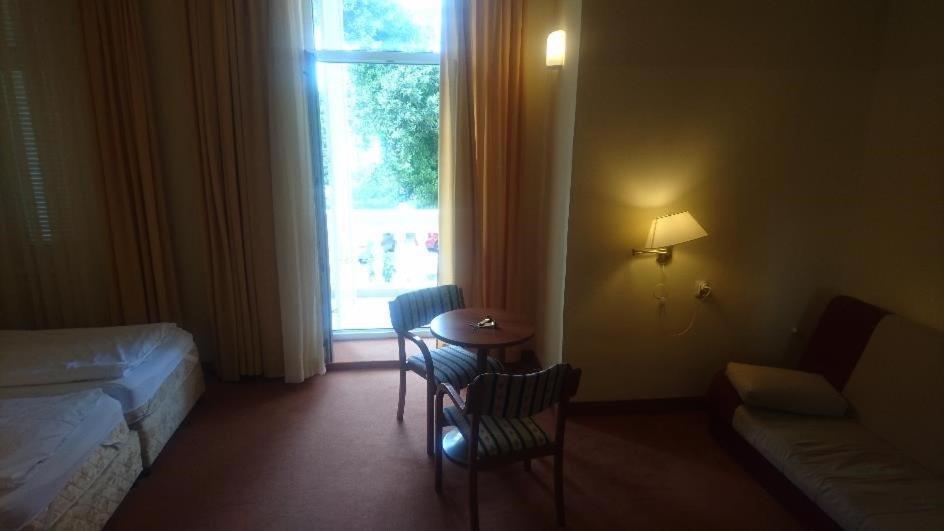 קריקווניצה Hotel Vila Ruzica- Glavna Zgrada I Depandanse מראה חיצוני תמונה