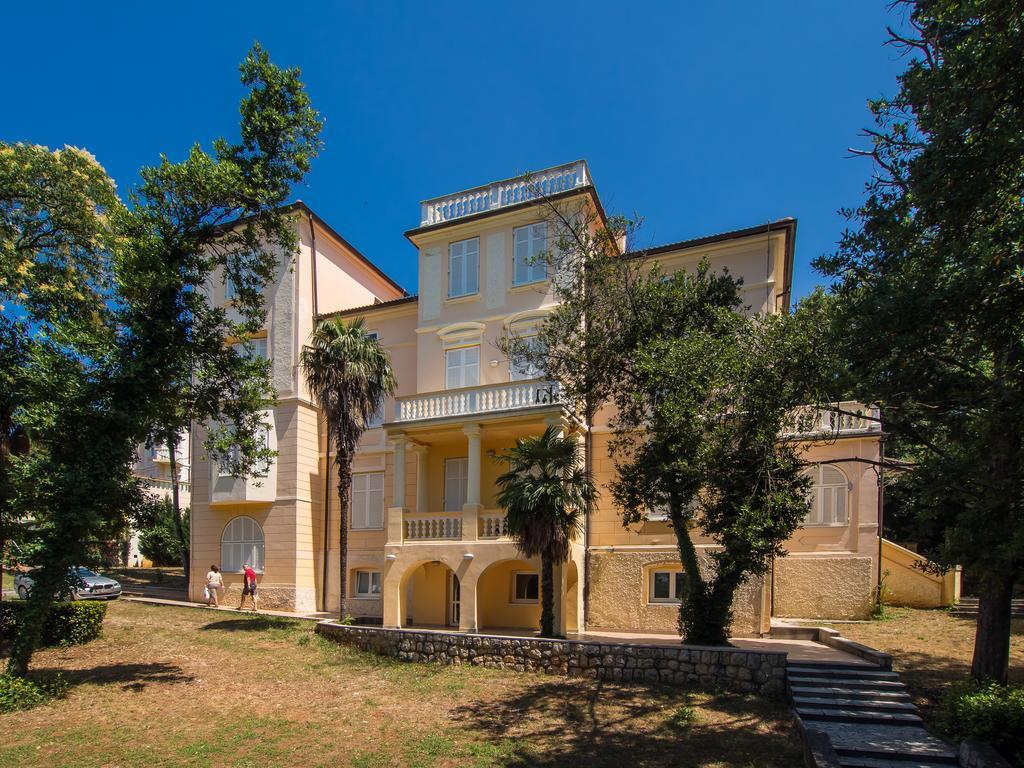 קריקווניצה Hotel Vila Ruzica- Glavna Zgrada I Depandanse מראה חיצוני תמונה