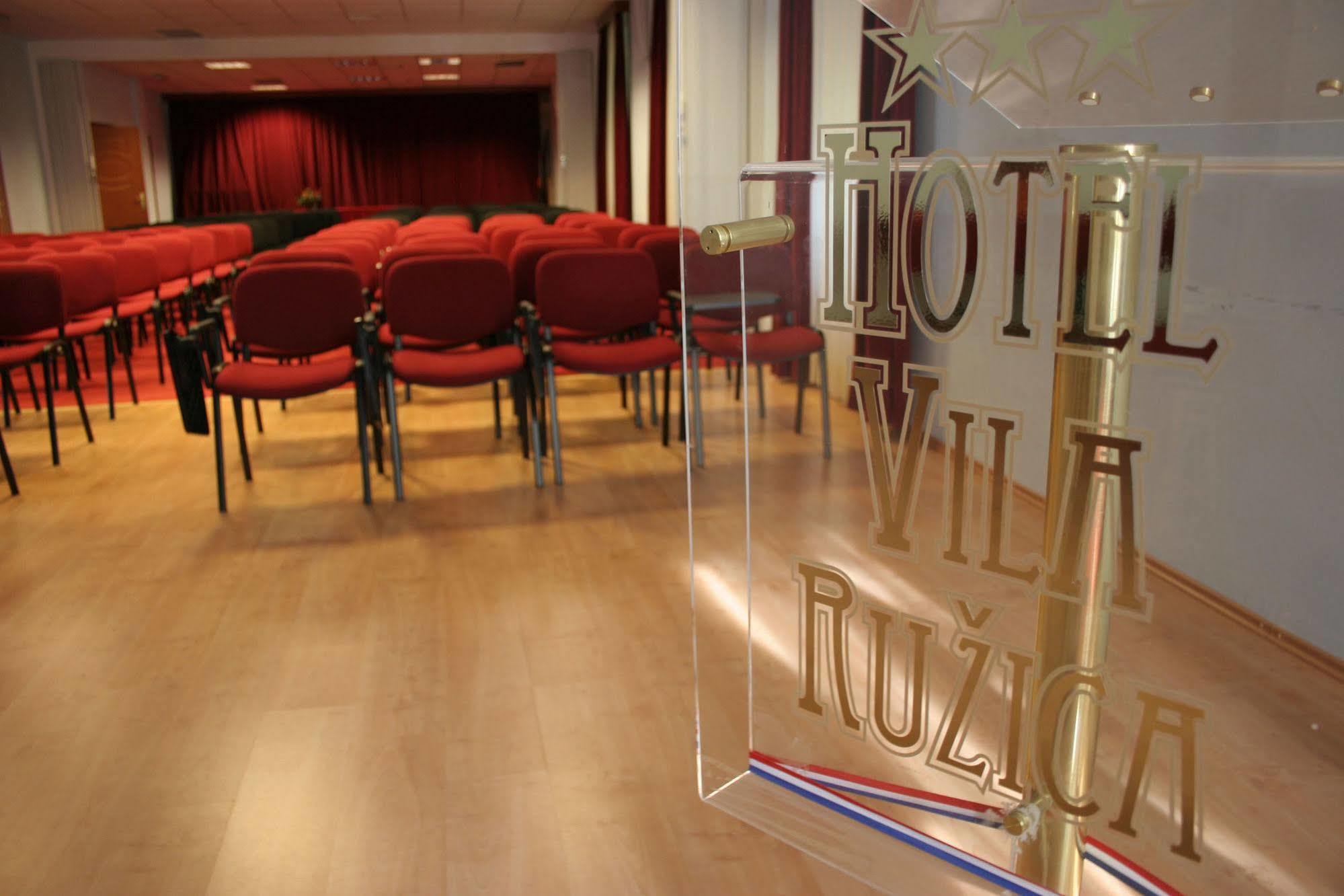 קריקווניצה Hotel Vila Ruzica- Glavna Zgrada I Depandanse מראה חיצוני תמונה